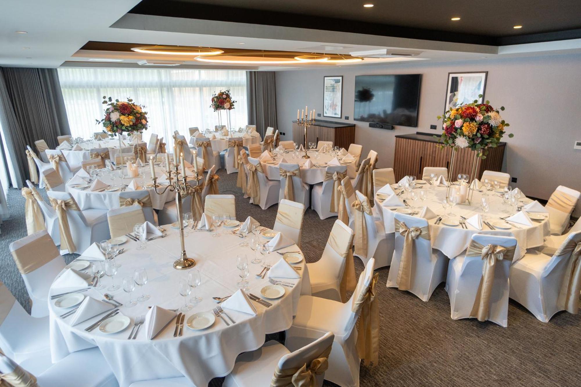 Holiday Inn Nottingham By Ihg Buitenkant foto